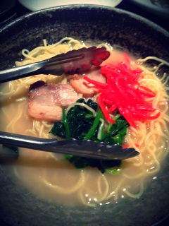 �g���O