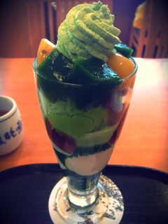 ���藈���`